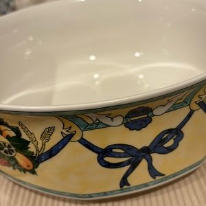Villeroy&‎ Boch Castellina 10” vegetable bowl